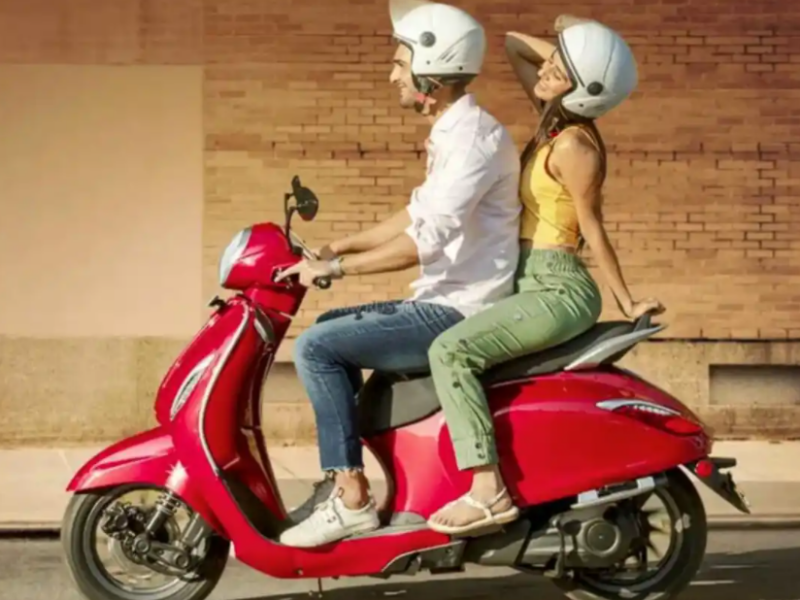 एक चार्ज में 90Km तक चलेगा Bajaj का यह नया स्कूटर, कुछ ही दिनों में 20 से ज्यादा शहरों में होगा उपलब्ध