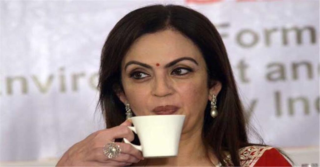 दुनियाभर की इन 5 सबसे महंगी चीजों का शौक रखती हैं Nita Ambani, कीमत जान हैरान रहे जाएंगे आप!