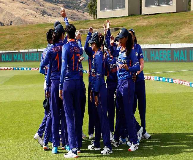 Icc Women'S Wc 2022: कल खेला जाएगा भारत और पाकिस्तान के बीच वर्ल्ड कप का महामुकाबला, यहां उठा सकेंगे मैच का लुफ्त