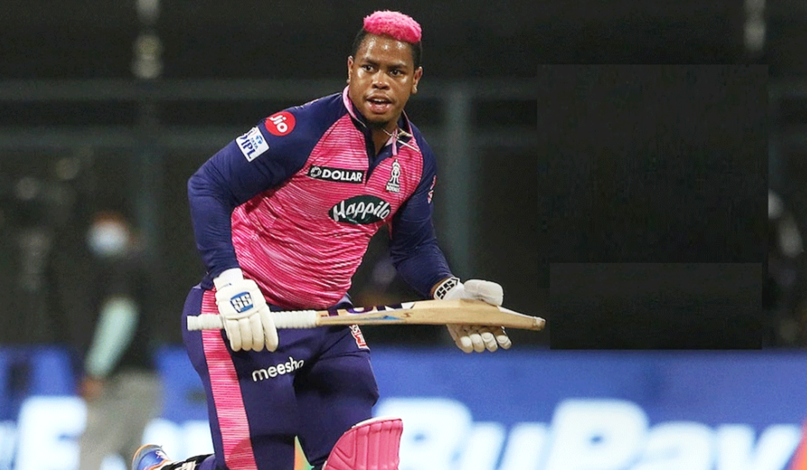 Ipl 2022 के बीच में राजस्थान रॉयल्स का ये धाकड़ बल्लेबाज़ बना पिता, बेटे की पहली फोटोज की शेयर