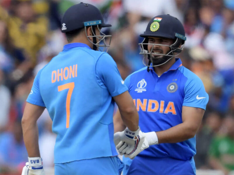 साउथ अफ्रीका सीरीज के पहले ही मैच में ऋषभ पन्त तोड़ने वाले है कैप्टन कूल का यह अनोखा रिकॉर्ड