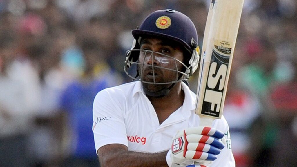 Test Cricket में सबसे ज्यादा शतक जड़ने वाले ये 10 बल्लेबाज, जिन्होंने अपनी पारी से मैदान पर मचाया था तहलका 2 Test Cricket में सबसे ज्यादा शतक जड़ने वाले