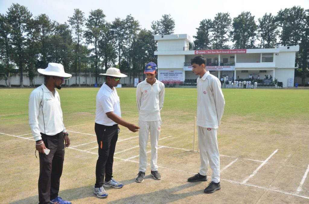 Cricket के जरिए घर बैठे ऐसे कमाए पैसे