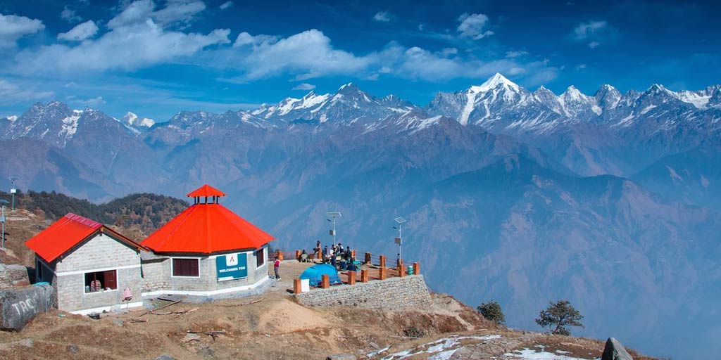Uttarakhand में बसा 'औली हिल स्टेशन' किसी जन्नत से नहीं हैं कम, हर साल लाखों में आते हैं पर्यटक