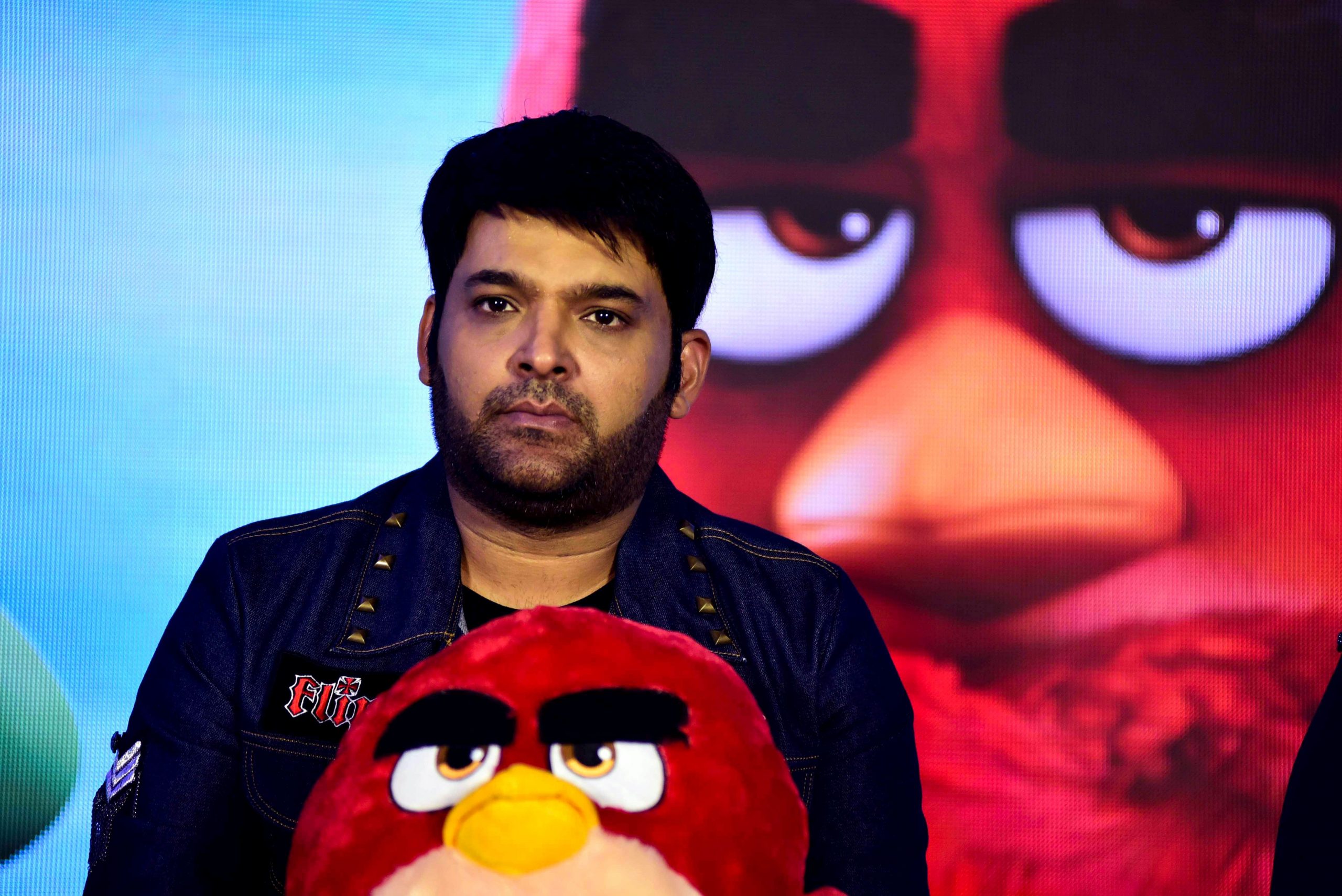 अपनी ऐसी हरकत के कारण फंस गए Kapil Sharma, विदेश में हुआ मुकदमा दर्ज