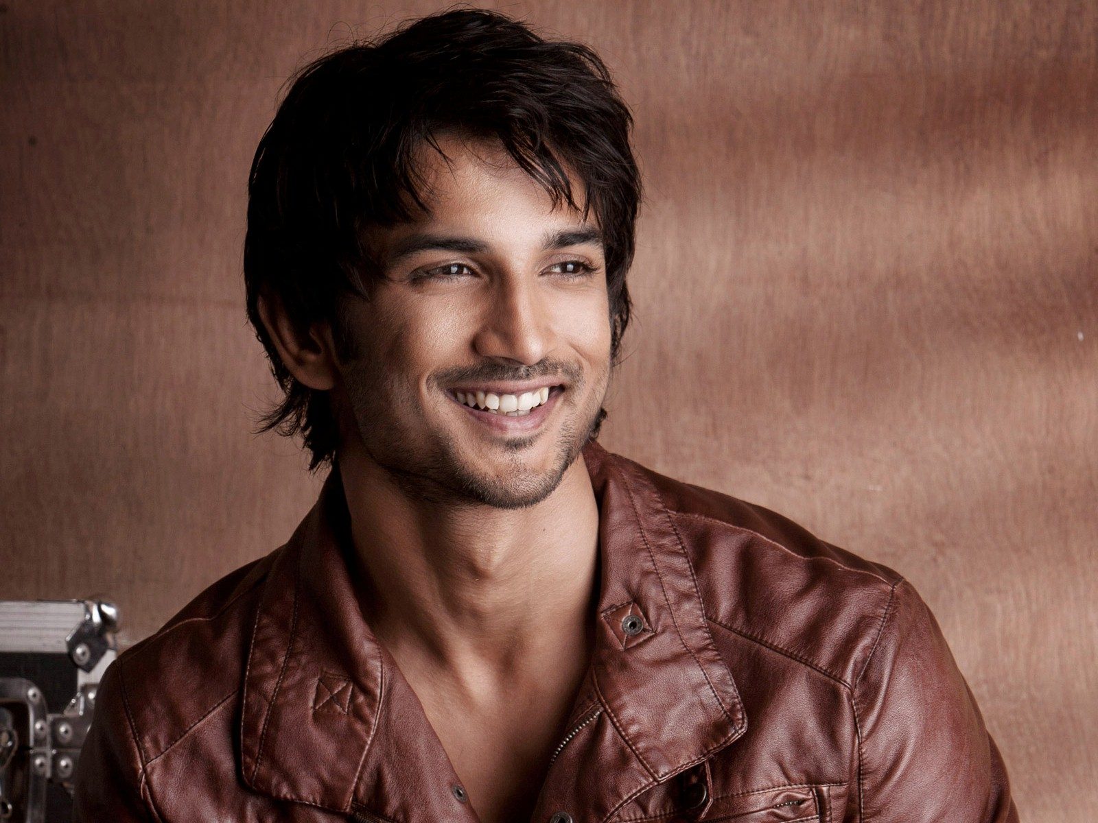Sushant Singh Rajput की फोटो लगी टीशर्ट बेचने पर लोगों ने मचाया बवाल, आखिर ऐसा क्यों हुआ? जाने पूरा मामला