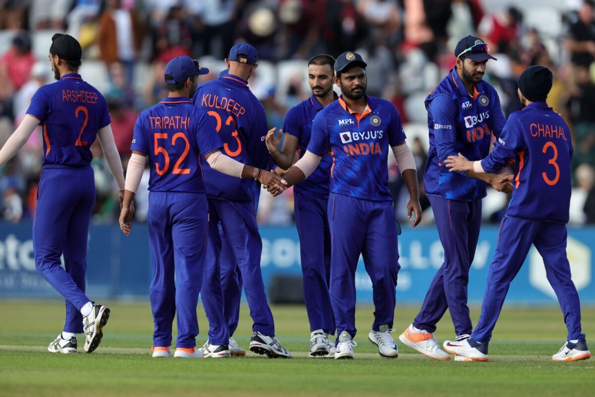 वेस्टइंडीज़ के खिलाफ वनडे सीरीज में इन खिलाडियों को नहीं दिया गया मौका, सेलेक्टर्स ने किया नज़रअंदाज