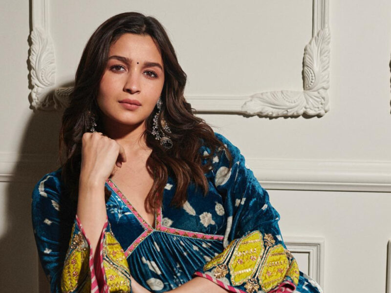 नेपोटिज्म पर Alia Bhatt ने दिया बड़ा बयान, कहा - &Quot;अगर आप मुझे पसंद नहीं करते तो मत देखिए......