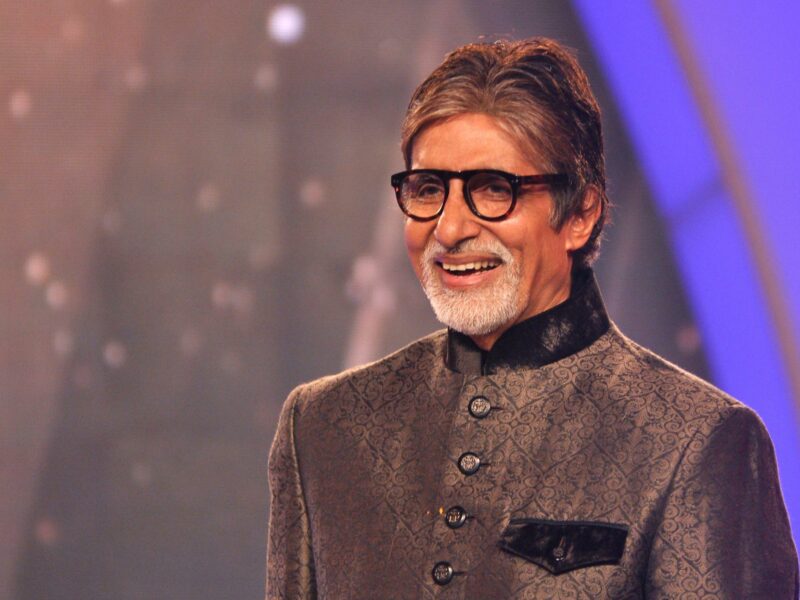लड़कियों को देखने के लिए Amitabh Bachchan ने फांदी दीवार, केबीसी 14 में किया बड़ा खुलासा