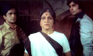 फिल्म दीवार के लिए पहली पसंद नहीं थे Amitabh Bachchan, इस एक्टर को लेना चाहते थे Yash Chopra
