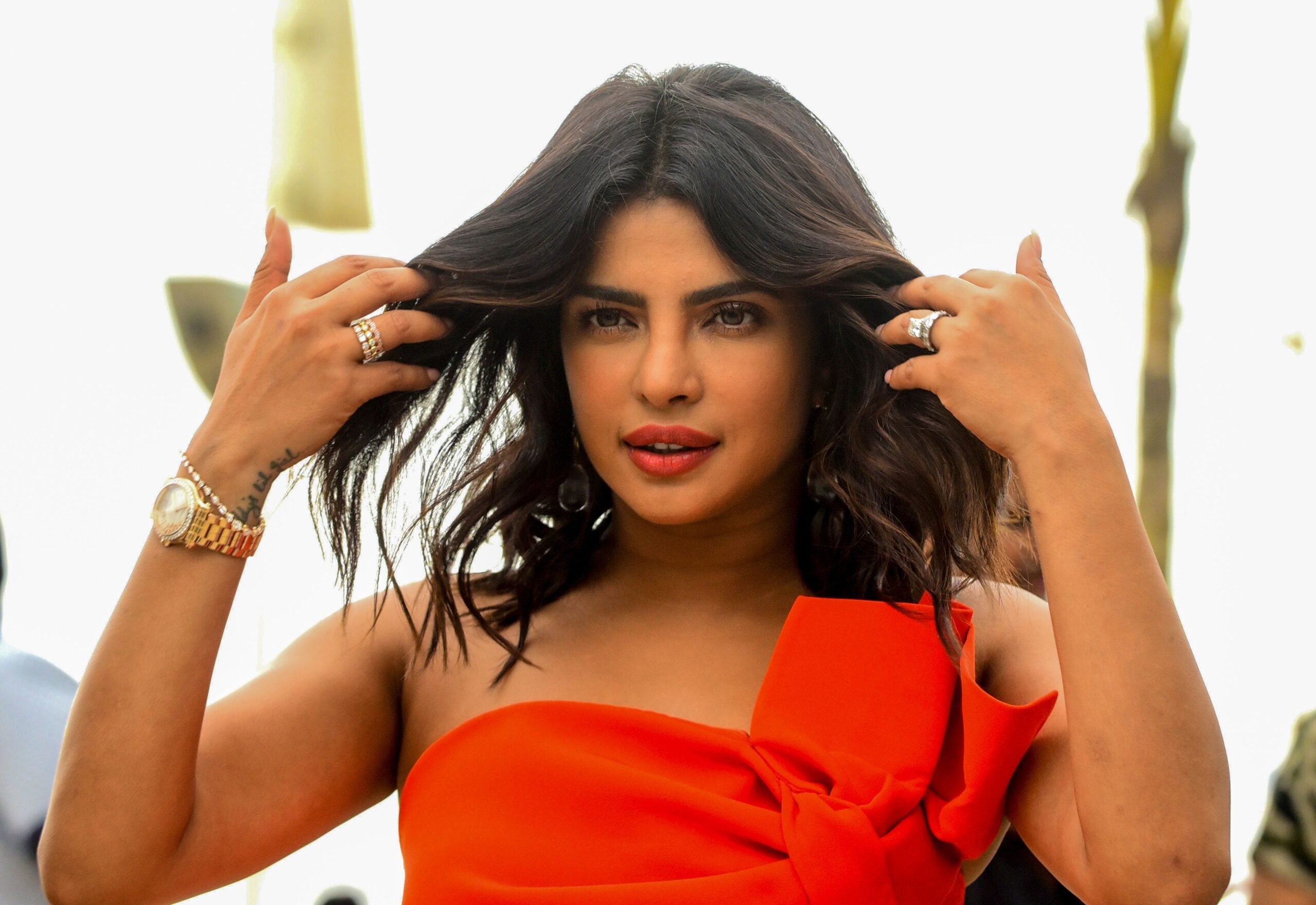 Priyanka Chopra ने यूक्रेन शरणार्थियों सहित बच्चों से की मुलाकात, सोशल मीडिया पर सामने आया वीडियो