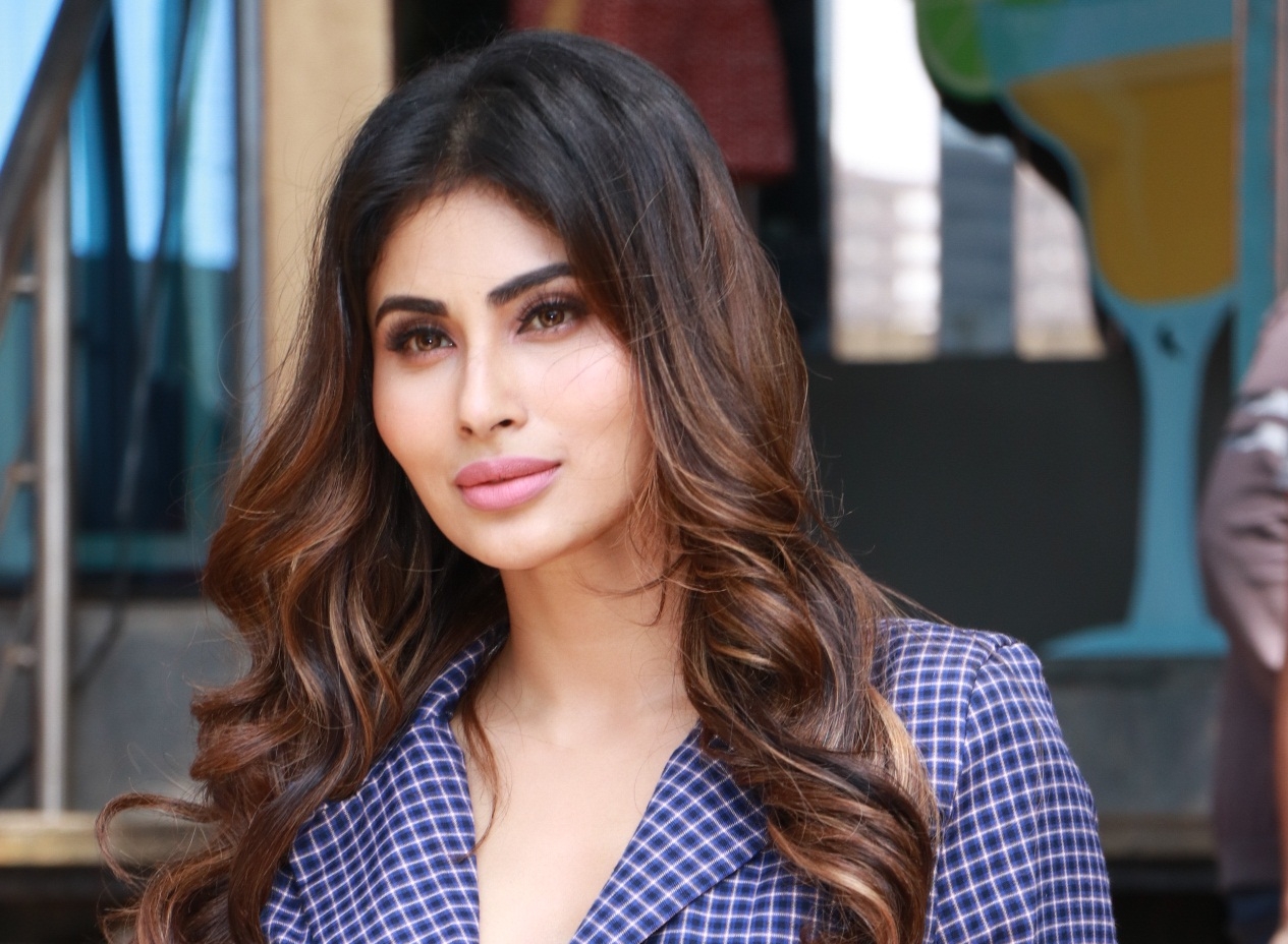 Mouni Roy ने डांसर के तौर पर की थी अपने करियर की शुरूआत, इस शो के जरिये बदल गई थी पूरी जिंदगी