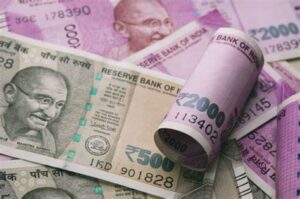 Rupee Fall Impact On Economy: रुपये की गिरावट का देश की अर्थव्यवस्था पर पड़ेगा बड़ा असर, जानें क्या - क्या होगा महंगा 