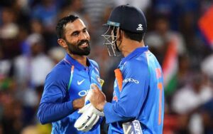 T20 World Cup 2022 : पूरे 12 साल बाद वर्ल्ड कप में खेल रहे हैं Dinesh Karthik, जानें कैसा रहा करियर 