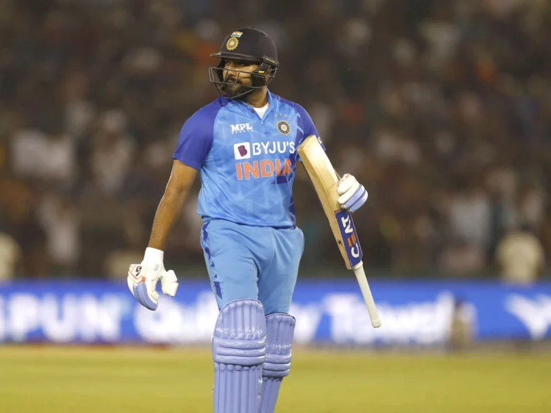 T20 World Cup 2022: टी20 वर्ल्ड कप में सबसे ज्यादा छक्के जड़ने वाले बने Rohit Sharma, इन दिग्गज खिलाड़ियों को पीछे छोड़ा!!
