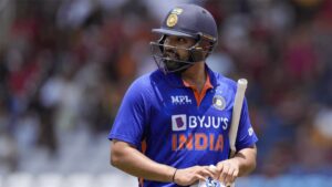 T20 World Cup 2022: टी20 वर्ल्ड कप में सबसे ज्यादा छक्के जड़ने वाले बने Rohit Sharma, इन दिग्गज खिलाड़ियों को पीछे छोड़ा 2 T20 World Cup 2022: टी20 वर्ल्ड कप में सबसे ज्यादा छक्के जड़ने वाले बने Rohit Sharma, इन दिग्गज खिलाड़ियों को पीछे छोड़ा!!