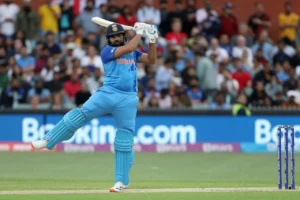 Ind Vs Eng: इंग्लैंड के खिलाफ Hardik Pandya ने तूफानी बल्लेबाजी करते हुए खेली अर्धशतकीय पारी,18 गेंदों पर बना डाले 50 रन