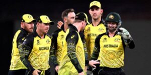 T20 World Cup 2022 : मेजबान टीम ऑस्ट्रेलिया पर टूटा मुसीबतों का पहाड़, इस दिग्गज खिलाड़ी ने तोड़ा दम 