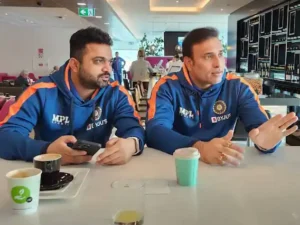 India Vs New Zealand: न्यूजीलैंड के खिलाफ दूसरे मैच के लिए रवाना हुए भारतीय खिलाड़ी, एयरपोर्ट पर कुछ इस अंदाज में की मस्ती 