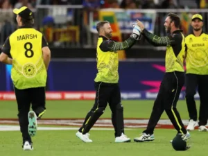 ऑस्ट्रेलिया ने आयरलैंड को 42 रनों से हराया, सेमीफाइनल की ओर बढ़ाया अपना कदम 