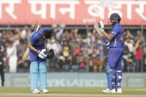 Video: तीसरे Odi में शुभमन गिल ने जड़ा शतक, तो खास अंदाज में मनाया जश्न, वायरल हुआ वीडियो 3 Video: तीसरे Odi में Shubhman Gill ने जड़ा शतक, तो खास अंदाज में मनाया जश्न, वायरल हुआ वीडियो