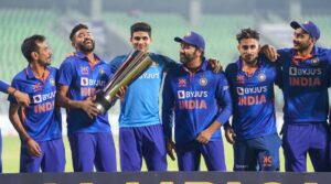 Ind Vs Sl : श्रीलंका के खिलाफ आखिरी वनडे मैच में भारतीय टीम ने लगाई थी छक्कों की झड़ी, देखें Video