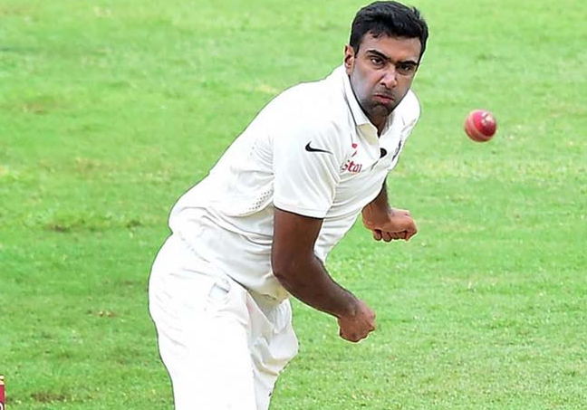 आर अश्विन ने फेंकी कैरम बॉल तो कंगारू बल्लेबाजों के उड़े होश: वीडियो वायरल