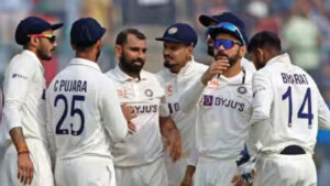 Ind Vs Aus: कोहली के आउट होने पर टीम इंडिया के कोच ने दिया ऐसा रिएक्शन, तो गौतम गंभीर ने Live मैच में मचाया बवाल