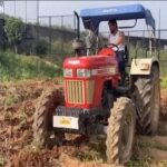 Ipl से पहले खेतों में ट्रैक्टर चलाने पहुंचे धोनी, जुताई में जमकर बहाया पसीना, सोशल मीडिया पर वायरल हुआ Video 2 Ms Dhoni: Ipl से पहले खेतों में ट्रैक्टर चलाने पहुंचे धोनी, जुताई में जमकर बहाया पसीना, सोशल मीडिया पर वायरल हुआ Video∼