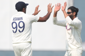 Ind Vs Aus: अश्विन - जडेजा की फिरकी पर नाचे कंगारू, तो बल्लेबाजों ने भी दिखाया अपना घातक रूप, टीम इंडिया के नाम रहा टेस्ट का पहला दिन