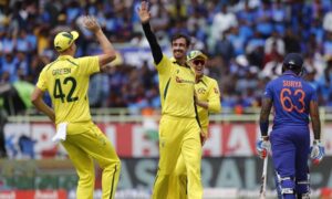 &Quot;पत्तों की तरह झड़ गए&Quot; भारतीय टीम ऑस्ट्रेलियाई गेंदबाजों के आगे118 रन पर ही हुई ढेर, तो फैंस ने सोशल मीडिया पर दिए रिएक्शन