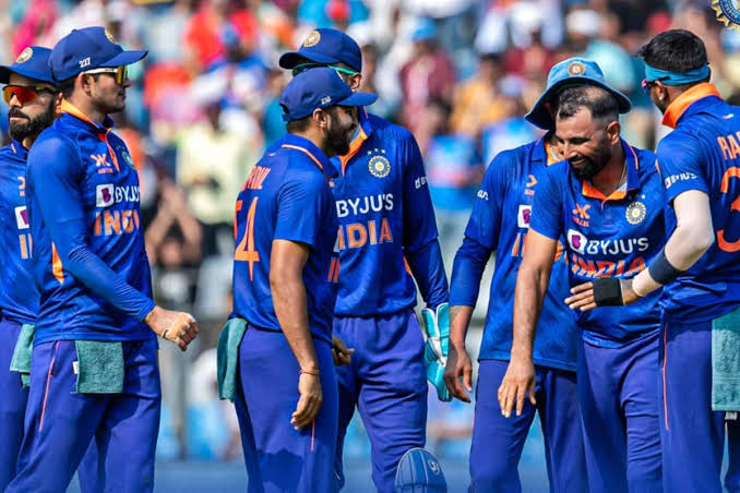 Ind Vs Aus: पहले वनडे में टीम इंडिया की धमाकेदार जीत, केएल राहुल और गेंदबाजों ने किया कमाल