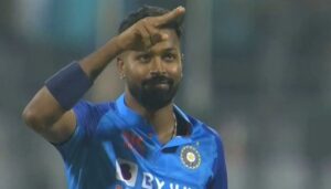 कप्तानी के घमंड में चौड़े हुए हार्दिक, लाइव मैच में विराट कोहली को इग्नोर कर की बेइज्जती: वीडियो