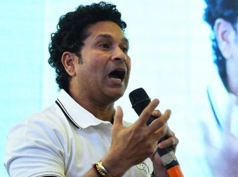 &Quot;पिच को दोष देने वालों को चांटा..&Quot; Sachin Tendulkar ने पिच पर सवाल उठाने वालों को दे डाला एक कड़ा संदेश,टेस्ट क्रिकेट को कहा बोरिंग बताकर मचाई सनसनी