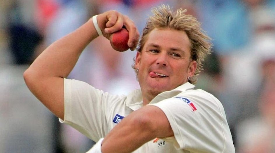 किसी अप्सरा से कम नहीं है Shane Warne की पूर्व गर्लफ्रेंड , 57 की उम्र में भी अपनी हॉटनेस से लगाती है आग,न्यूड फोटोशूट से मचाया था तहलका