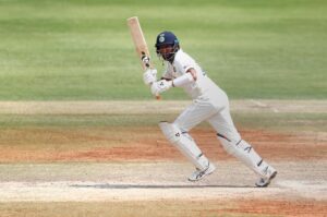 Ind Vs Aus: अश्विन-उमेश की गेंदबाजी के आगे ऑस्ट्रेलिया ने टेके घुटने, लेकिन बल्लेबाजों हुए फ्लॉप, तो भारत पहुंचा हार की दहलीज पर