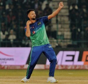 Psl 2023 : पाकिस्तान में मचा तहलका, महज 12 रन देकर इस गेंदबाज ने आधी टीम किया सूपड़ा साफ 2 Psl 2023 : पाकिस्तान की टीम में मचा तहलका, महज 12 रन देकर इस गेंदबाज ने आधी टीम किया सूपड़ा साफ
