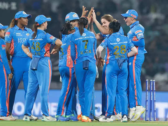 मुंबई इंडियंस ने जीता पहला विमेंस आईपीएल खिताब, दिल्ली को फाइनल में दी मात
