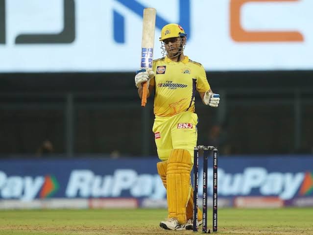 बल्ला उठाते ही धोनी ने खास रिकॉर्ड किया अपने नाम, Ipl इतिहास के पन्नों में भी किसी खिलाड़ी ने हासिल नहीं किया ये मुकाम 3 Ipl 2023 के पहले मैच में बल्ला उठाते ही धोनी ने खास रिकॉर्ड किया अपने नाम, 15 साल में भी किसी खिलाड़ी ने हासिल नहीं किया ये मुकाम