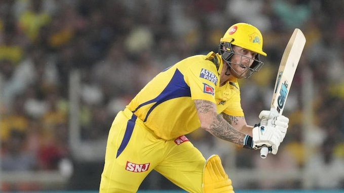 &Quot;शेर कभी बूढ़ा नहीं होता&Quot; धोनी की विस्फोटक बल्लेबाजी की बदौलत Csk ने ठोके 217 रन, तो खुशी से झूमे फैंस ने दिए ऐसे रिएक्शन