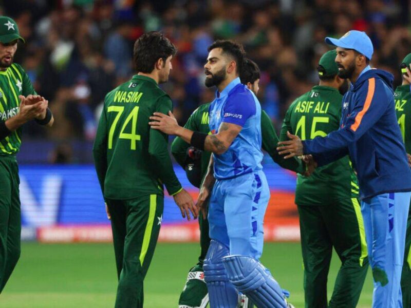 भारत में इस साल के अंतिम महीनों में होने वाले वनडे वर्ल्डे कप (World Cup 2023) में पाकिस्तान की टीम भारत आने के लिए तैयार हो चुकी है। लेकिन, अभी