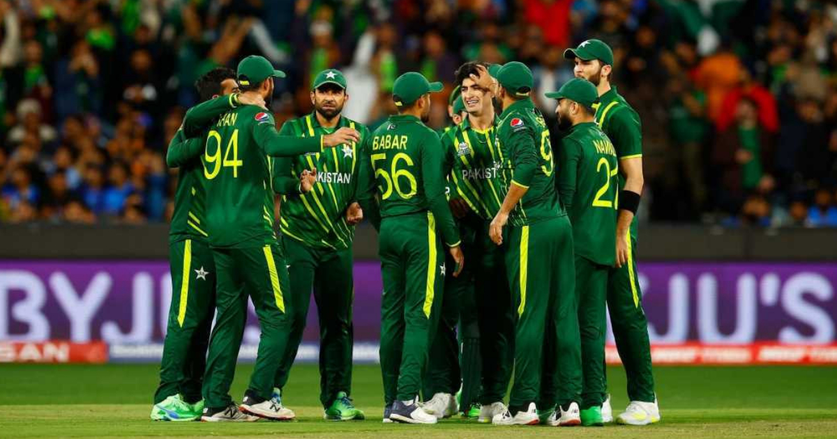 Pak Vs Nz: एक बार फिर पाकिस्तान टीम ने बदला अपना कप्तान, बीच सीरीज से निकाले गए खिलाड़ी को सौपी कमान