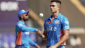 Video: 4 मिनट में अर्जुन ने 6 गेंद फेंक बनाया अपना Ipl करियर, 20 रन बचाकर लूटी महफिल, तो खुशी से झूम उठी सूर्या-रोहित की पत्नी
