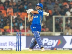 Video: &Quot; बेटा बड़ा हो गया है..&Quot;  Arjun Tendulkar ने पिता को छोड़ा पीछा, खतरनाक बाउंसर गेंद पर छक्का जड़, हार्दिक पांड्या के उड़ाए होश 