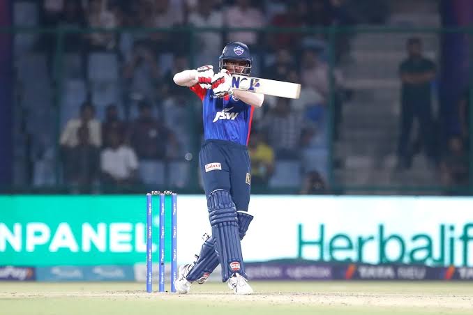 Video: अल्जारी जोसेफ ने बल्लेबाज के सिर पर मारी गेंद जिससे इस युवा खिलाड़ी का हाल हुआ बुरा, वीडियो हुआ वायरल