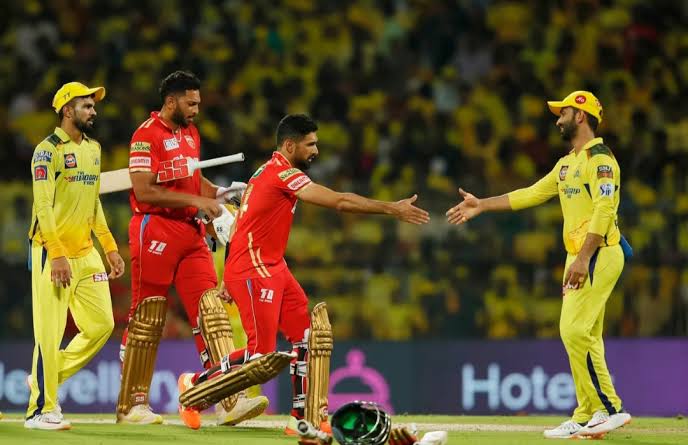 Video: रवींद्र जडेजा के पास था एक ही गेंद पर दो बल्लेबाजों को आउट करने का मौका, वीडियो देखकर जानें कैसे
