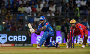 अपनी पुरानी फॉर्म में आए सूर्यकुमार यादव ,खड़े-खड़े लगाए 136Kmph की रफ्तार से हैरतअंगेज शॉट्स, वायरल हुआ Video 3 अपनी पुरानी फॉर्म में आए Suryakumar Yadav,खड़े-खड़े लगाए 136Kmph की रफ्तार से हैरतअंगेज शॉट्स, वायरल हुआ Video