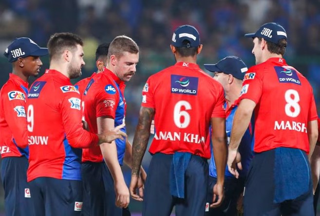 Dc Vs Rcb: आरसीबी के खिलाफ बड़े मैच से पहले ही दिल्ली कैपिटल्स को लगा करारा झटका