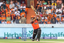 Ipl 2023 में करोड़ों में बिके ये 4 खिलाड़ी हुए बुरी तरह फ्लॉप, अगले साल इन्हें खरीदने से पहले 100 बार सोचेगी फ्रेंचाइजी