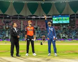 यश ठाकुर की गेंद पर क्विंटन डी कॉक ने एक हाथ से लपका मुश्किल कैच, देखकर बल्लेबाज के भी उड़ गए होश, वायरल हुआ Video 